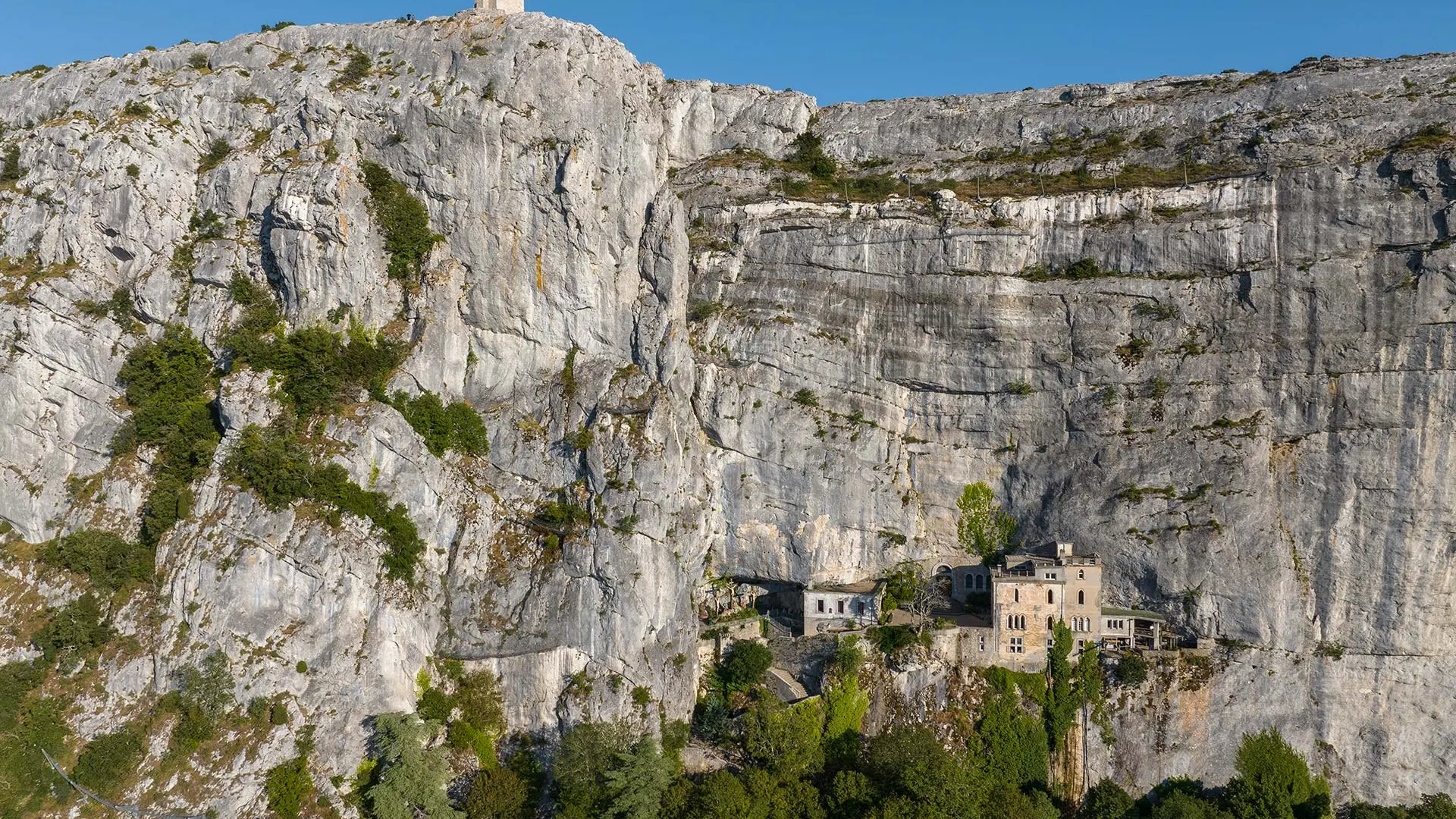 Massif de la Sainte Baume, côté Nans Les Pins_Nans-les-Pins