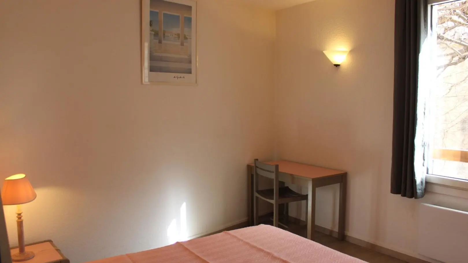 L'Escaou Un-Chambre 1-Coursegoules-Gîtes de France Alpes Maritimes