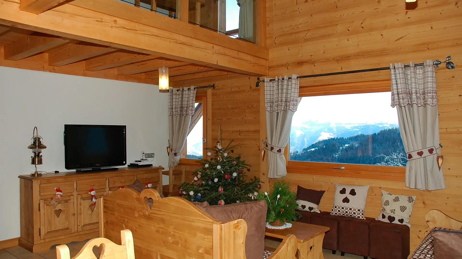 Salon avec mezzanine