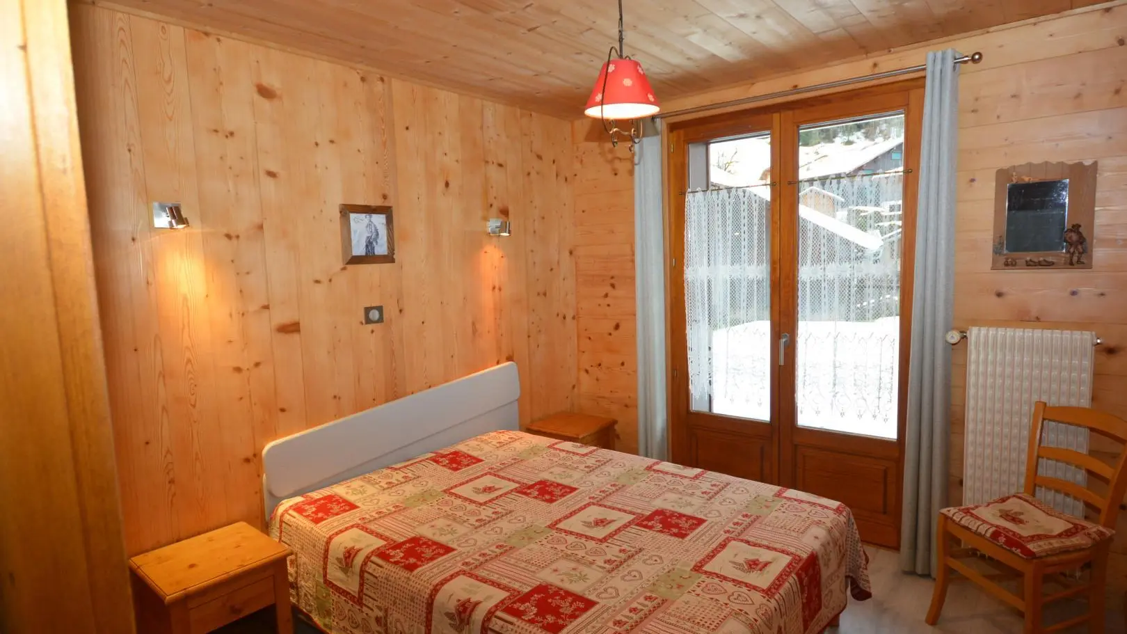 Chambre 2 côté jardin