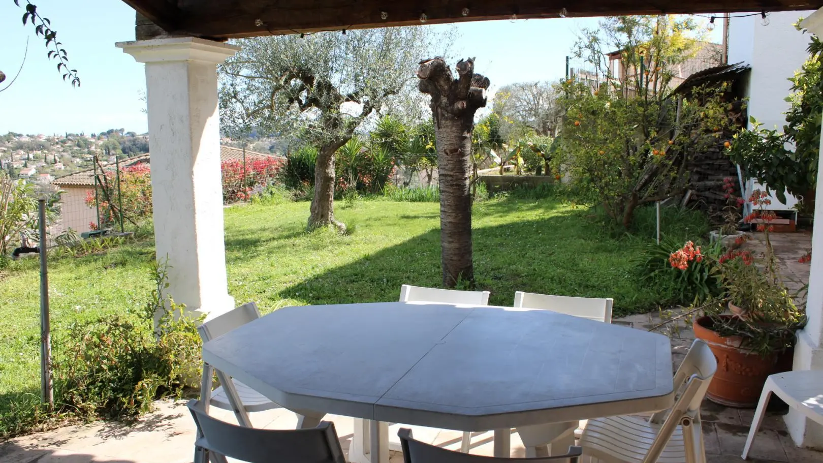 Gîte le Mazet - Terrasse - Gîtes de France Alpes-Maritimes