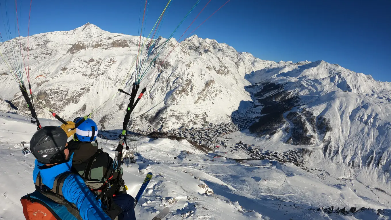 Survol de la Face de Bellevarde_Val d'Isère Parapente