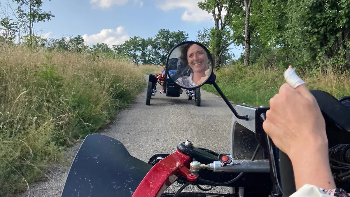 Swincars et trottinettes tout-terrain électriques sur le Plateau de Retord