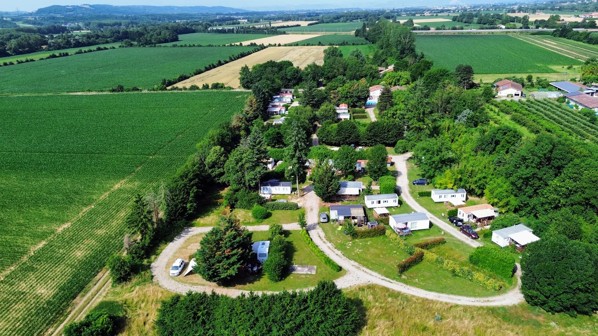 vue en haut Camping les Avenières