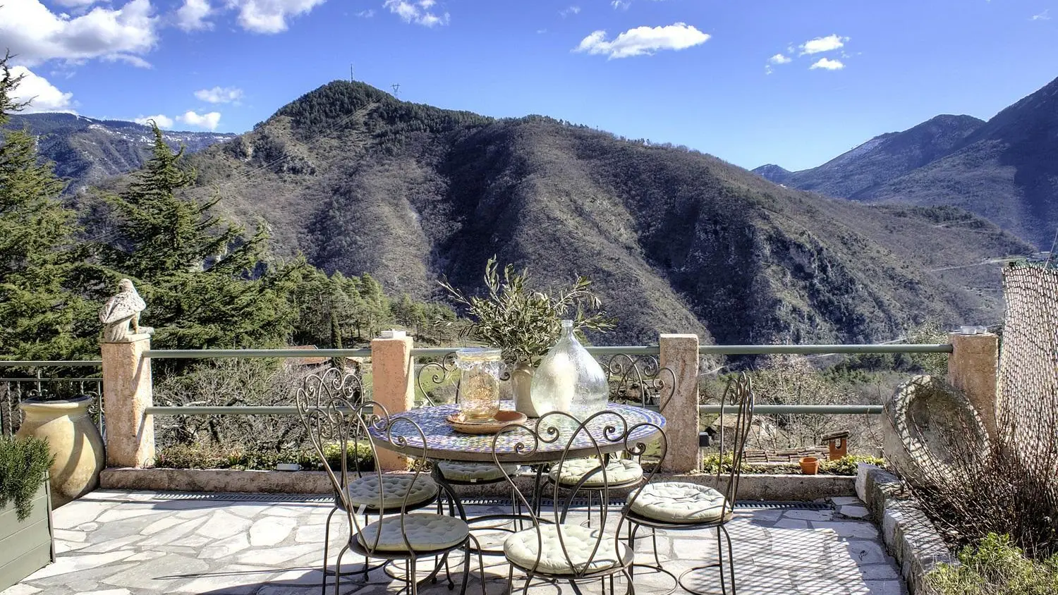 Gîte l'Aire - Terrasse - Lantosque - Gîtes de France des Alpes-Maritimes