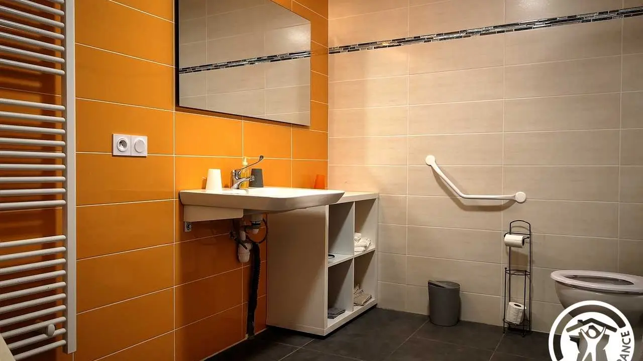 Salle d'eau PMR