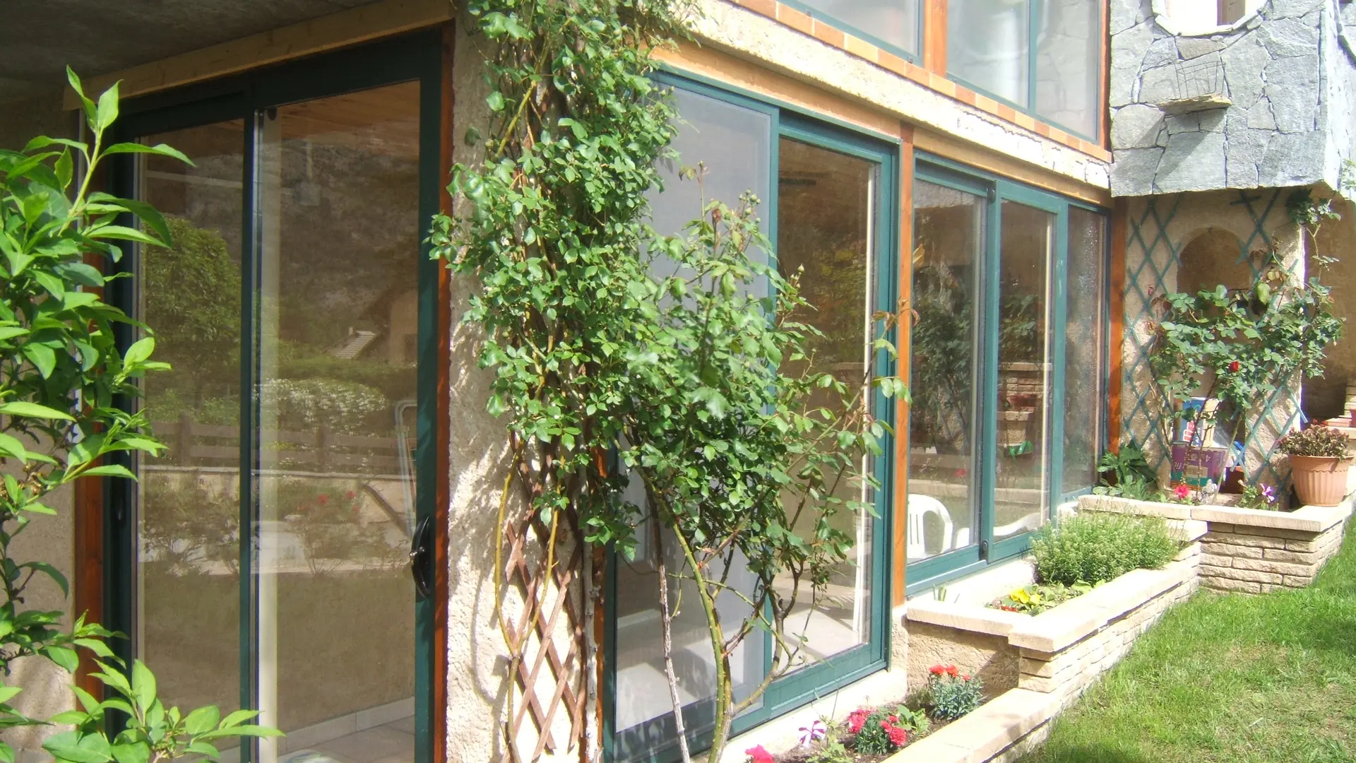 Hermitte Marcel vue sur façade Maison