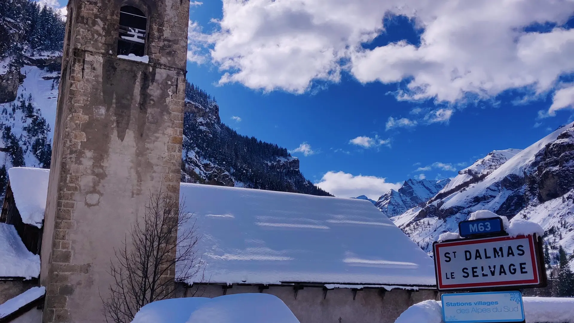 Eglise en hiver