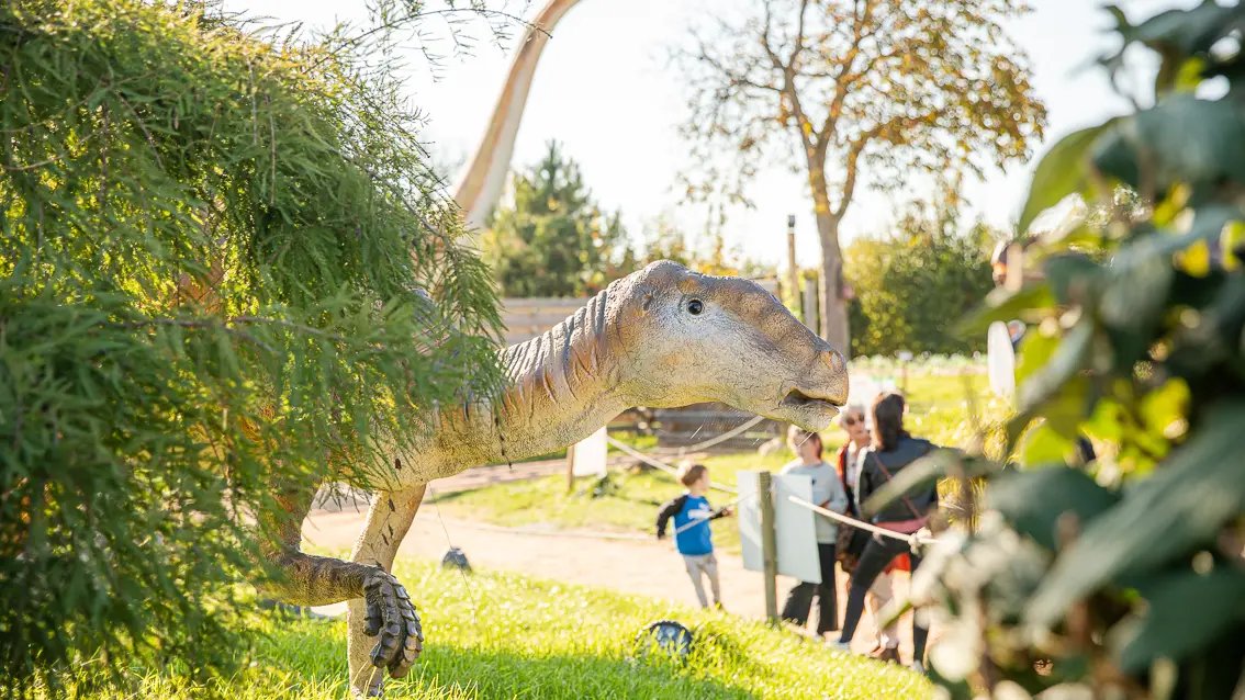 Paléopolis, la colline aux dinosaures_Gannat