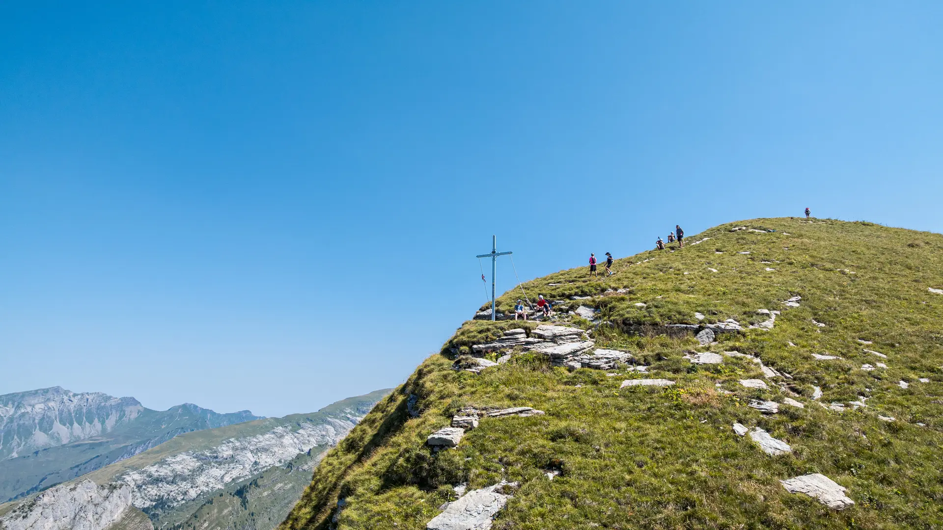 Sentier vers l'Aiguille du Criou