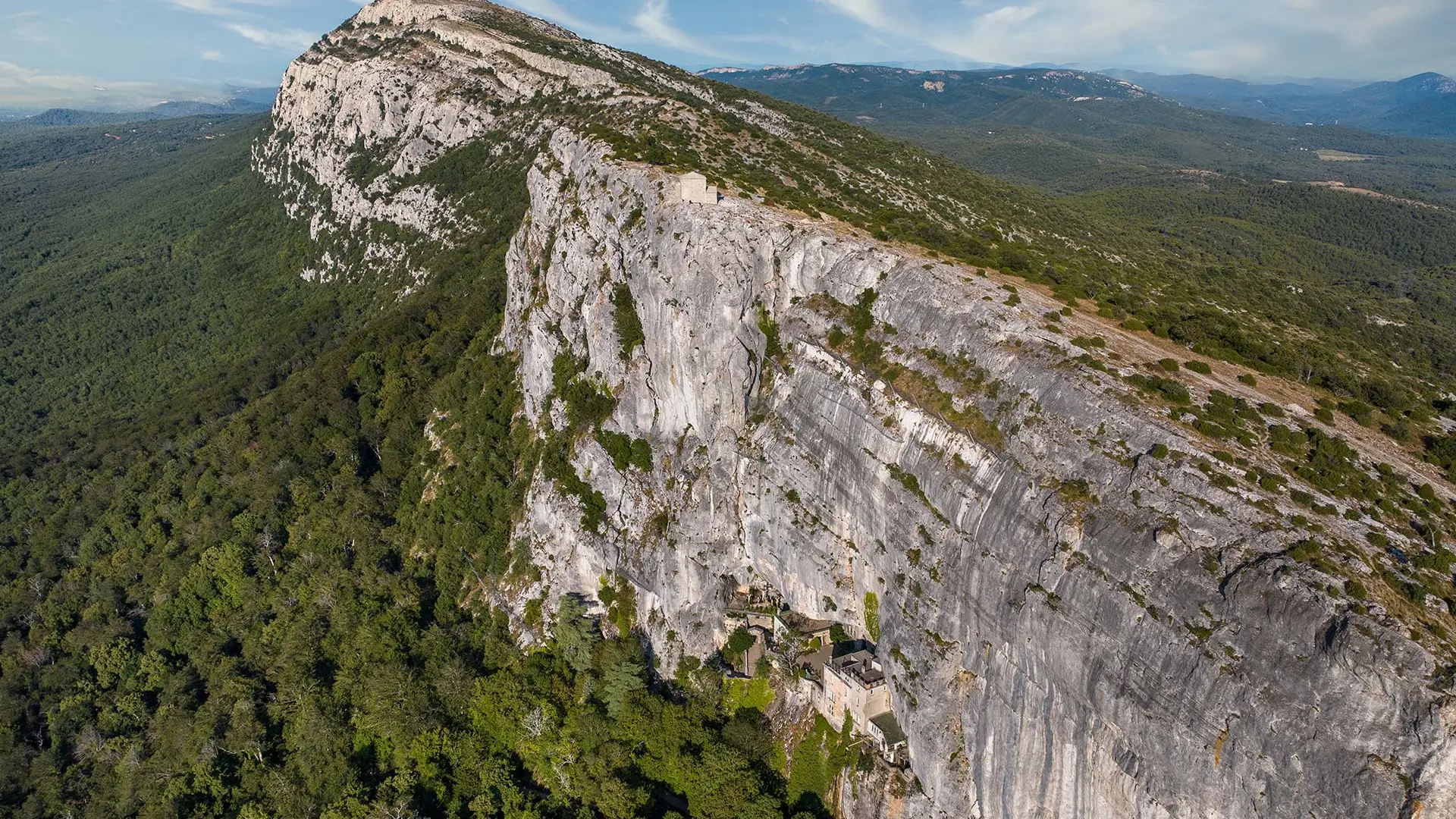 Massif de la Sainte Baume, côté Nans Les Pins_Nans-les-Pins