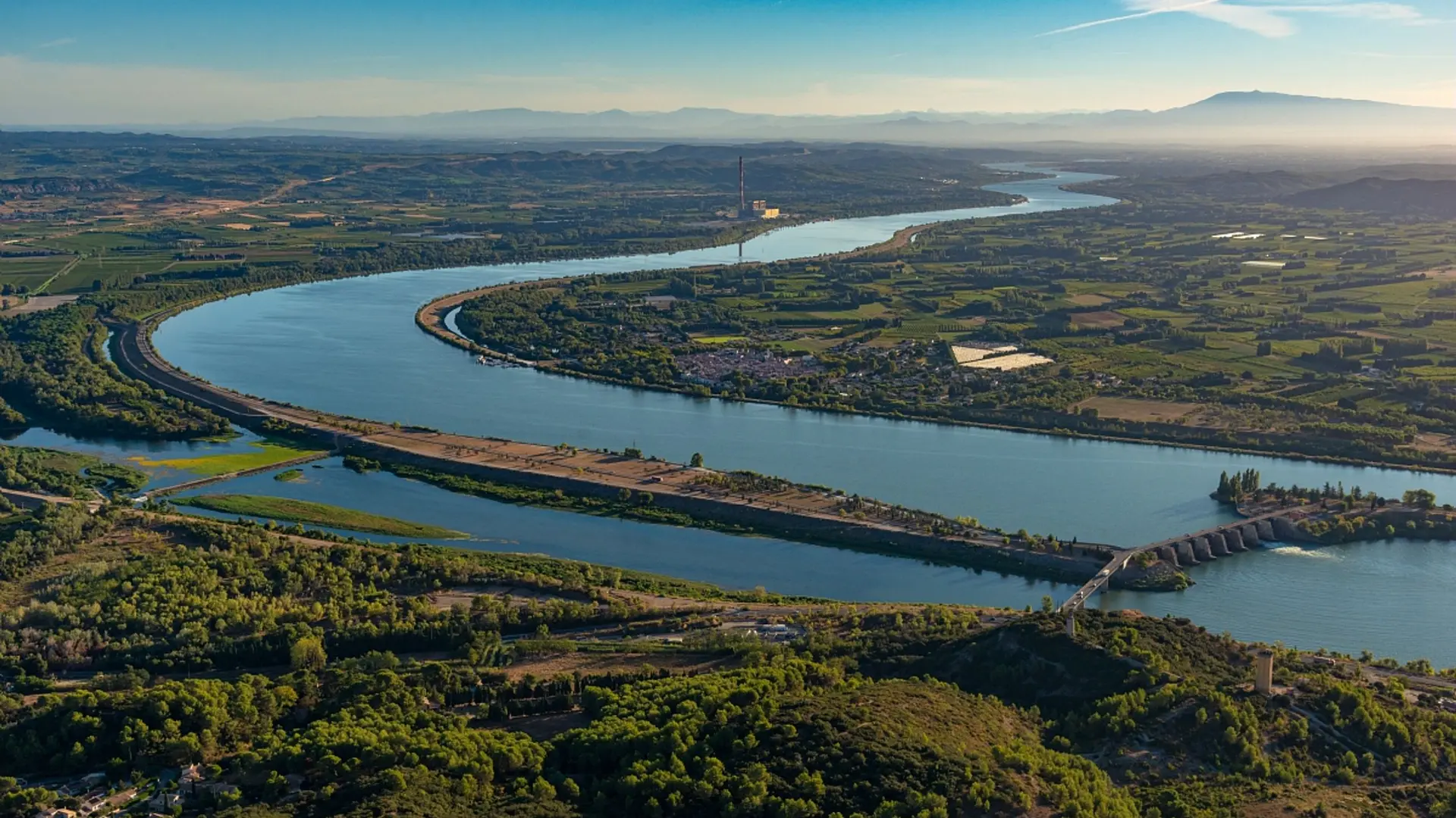 Confluence du Gardon et du Rhône