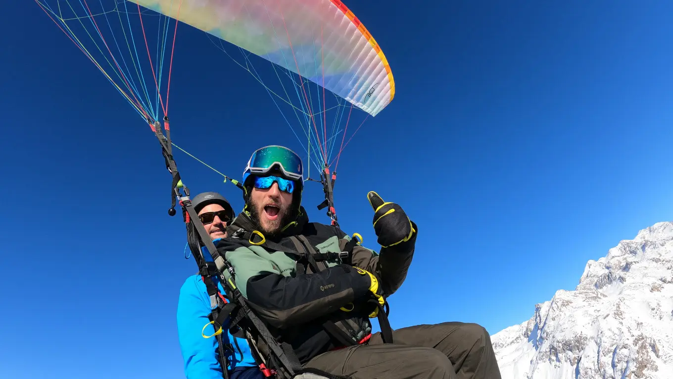 Un passager HEUREUX_Val d'Isère Parapente