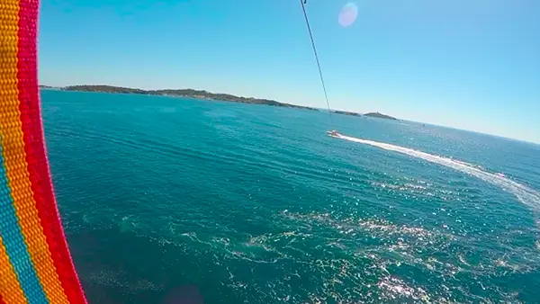 Parachute ascencionnel avec Waky Sea