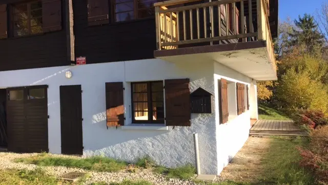 Accès appartement en rez de jardin