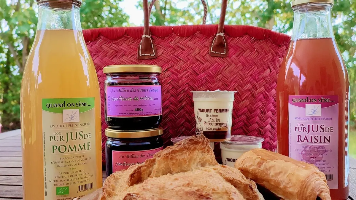 Les Petits déjeuners des Gîtes Ain's Temps Bugey