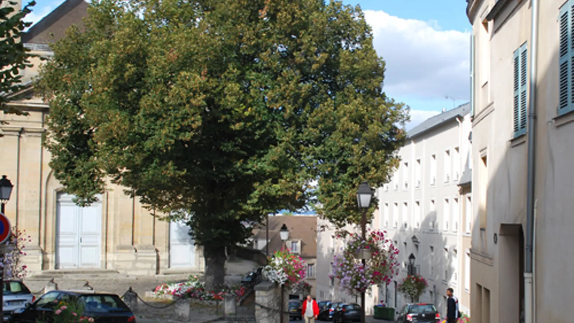Eglise Saint Wandrille, Le Pecq