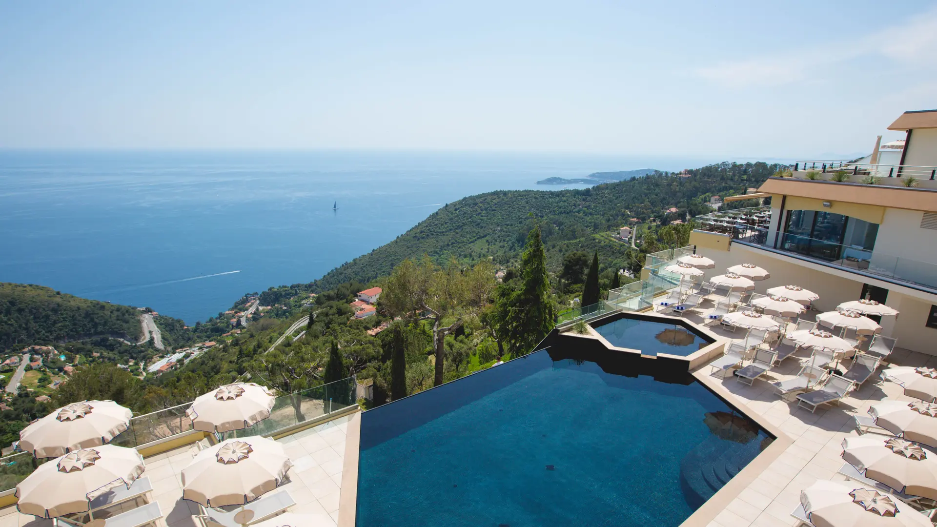 Les Terrasses d'Eze - vue piscine