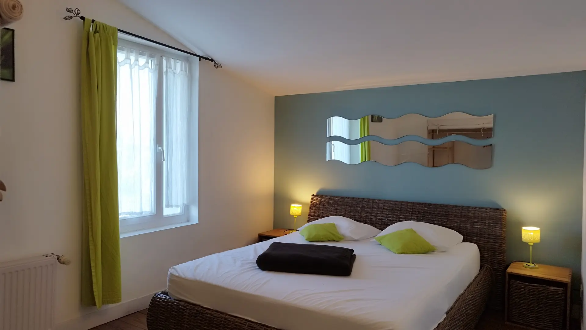 Chambre avec lit double.