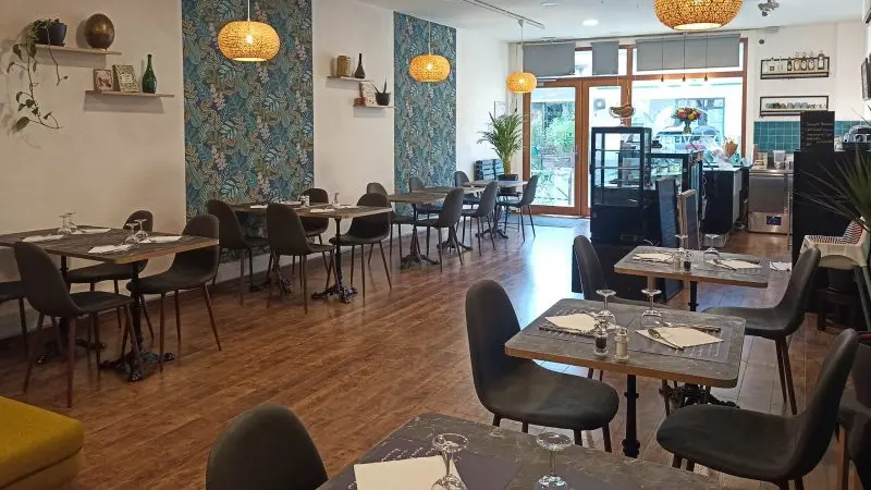 restaurant