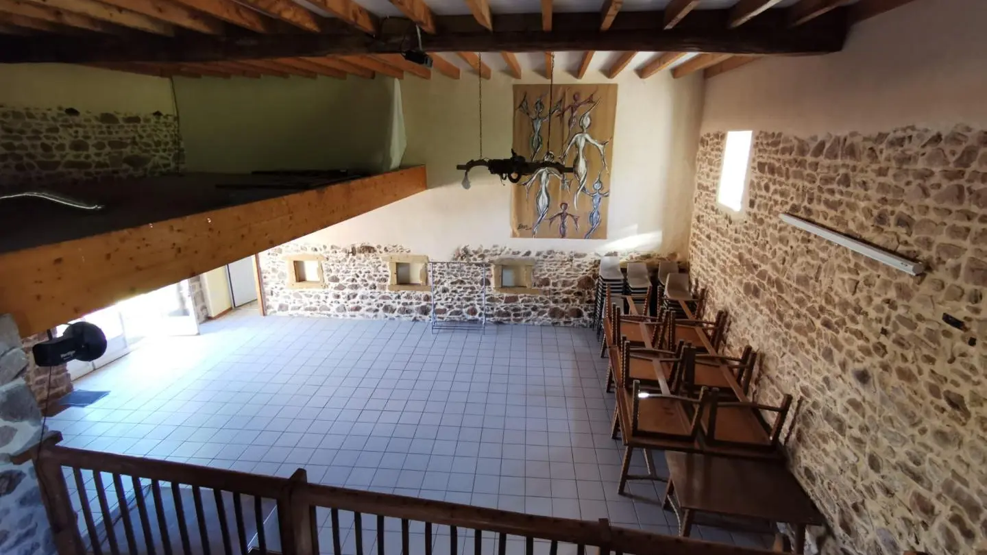 La salle de 80m² (sur demande)
