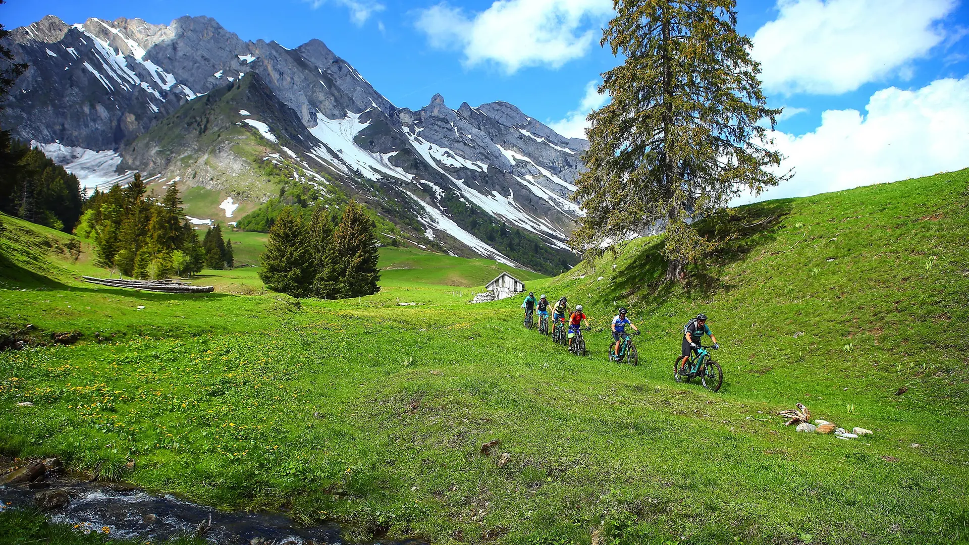 Alpes Aventures en été
