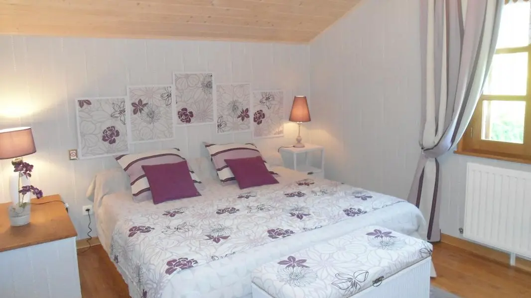 chambre vue étang
lit 180x200 ou 2x90x200