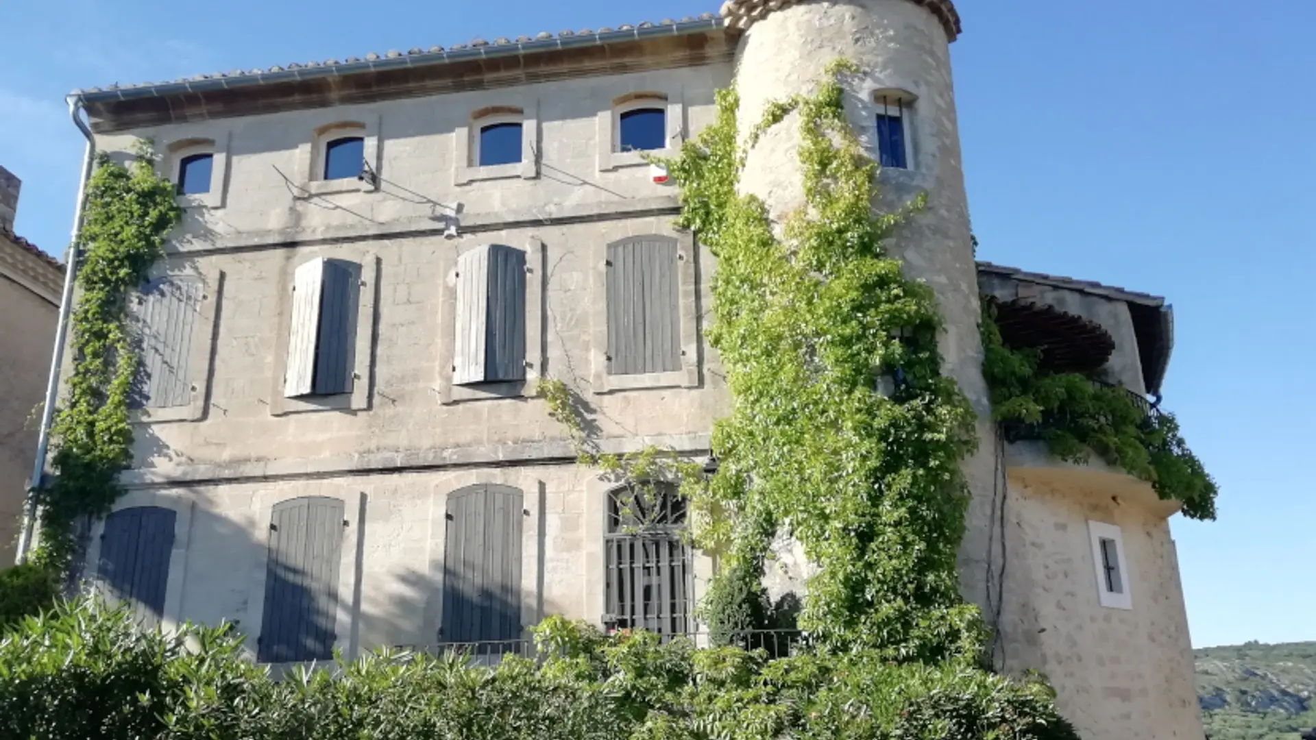Village de Théziers