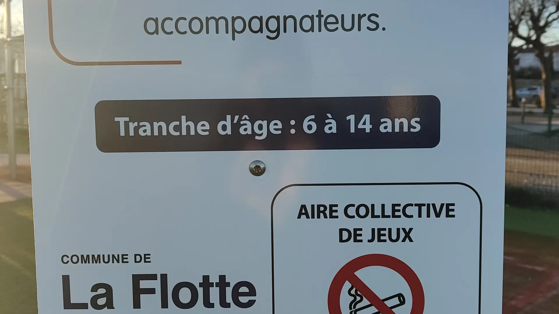 Aire de jeux 6 - 14 ans - Front de mer