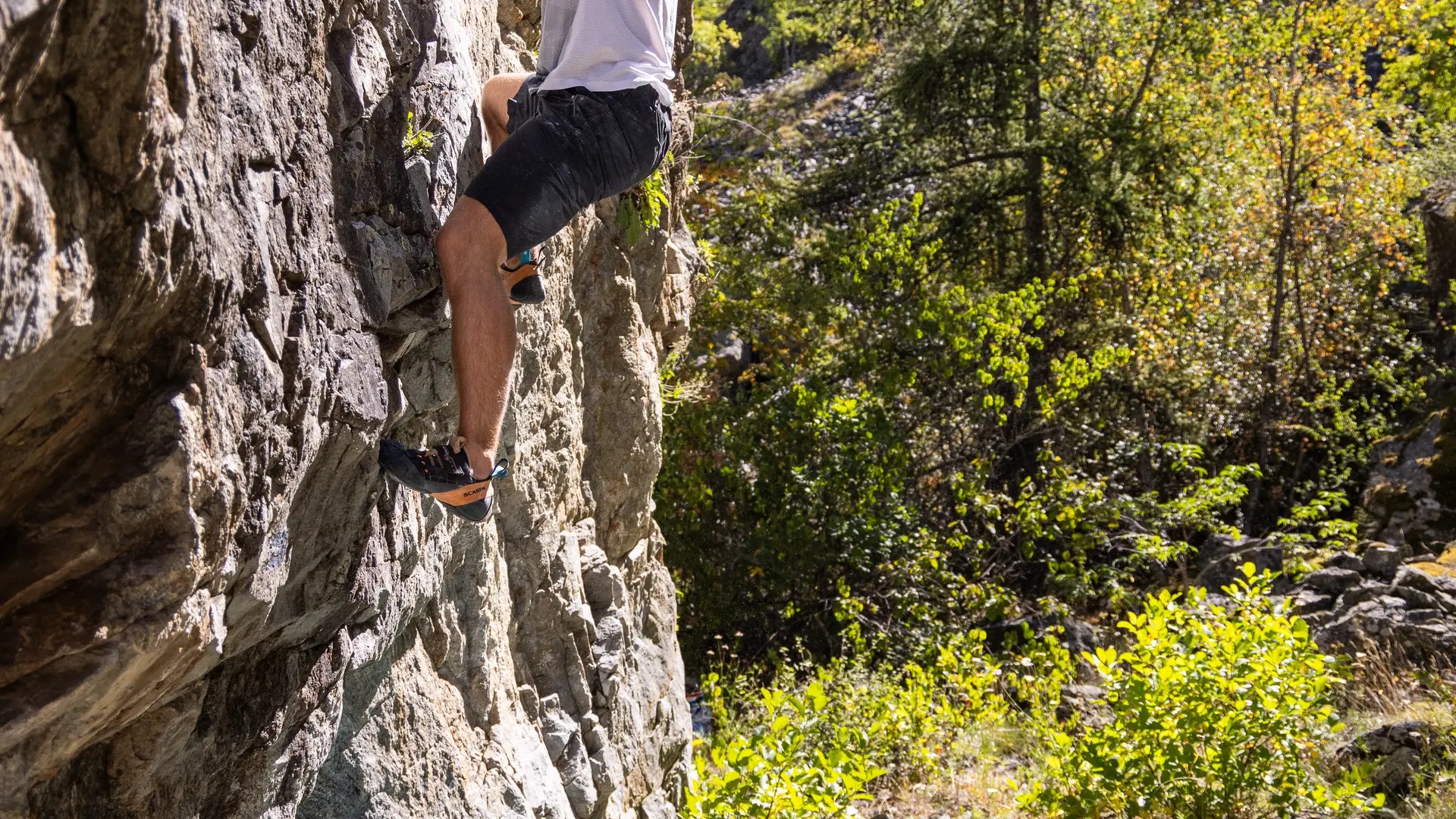 Escalade de bloc aux Balmes