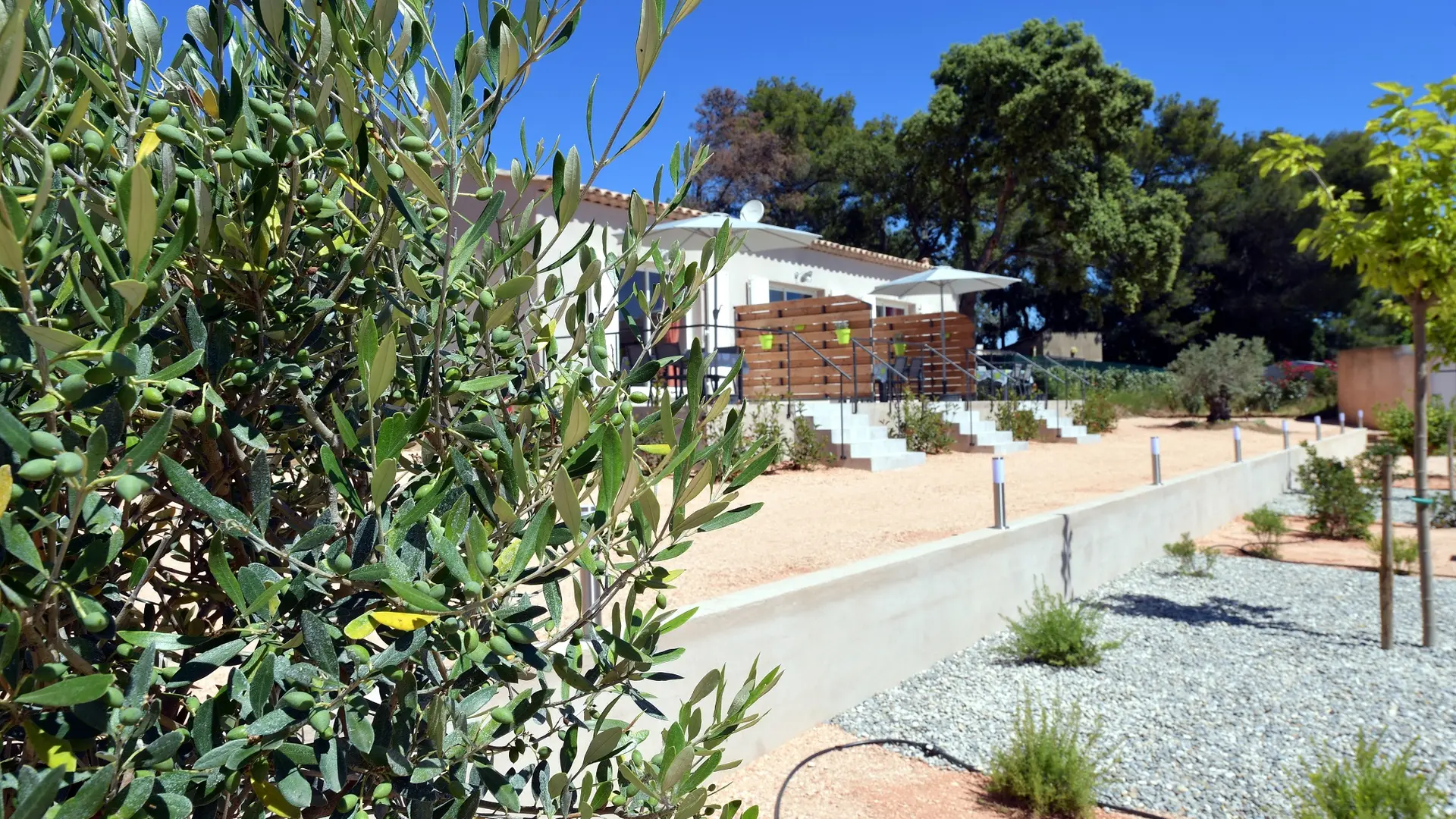 Location de gîtes avec piscine à La Londe les Maures