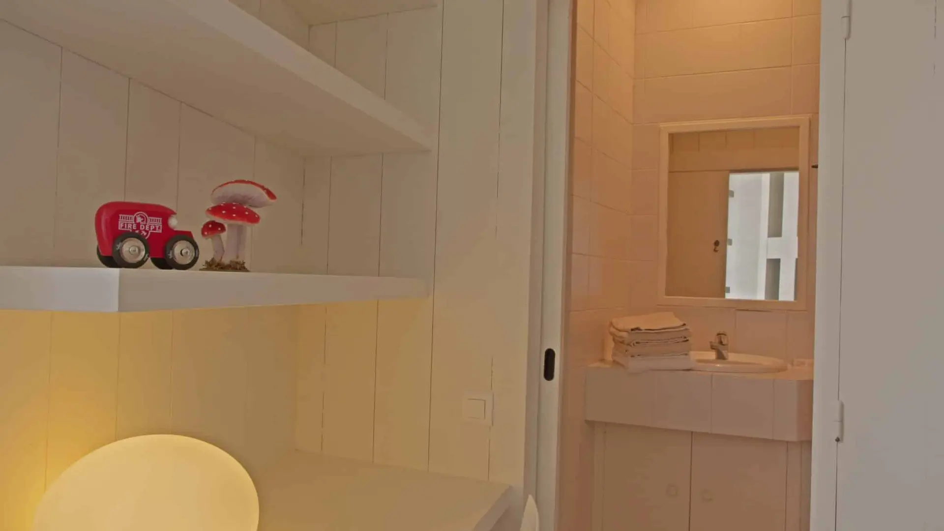 Badezimmer des vierten Schlafzimmers