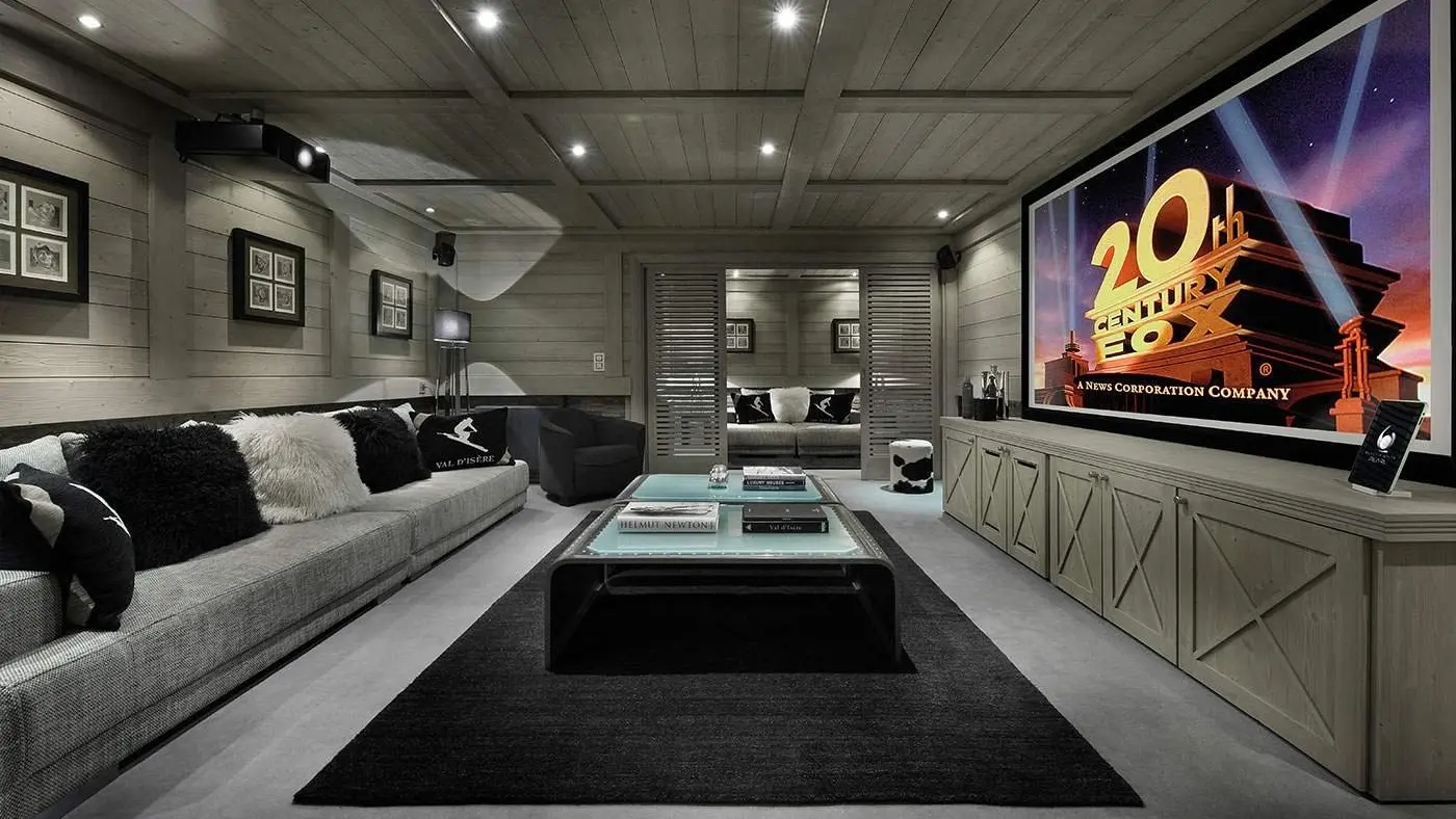 HOME CINEMA - Black & White Pearl Val d'Isère