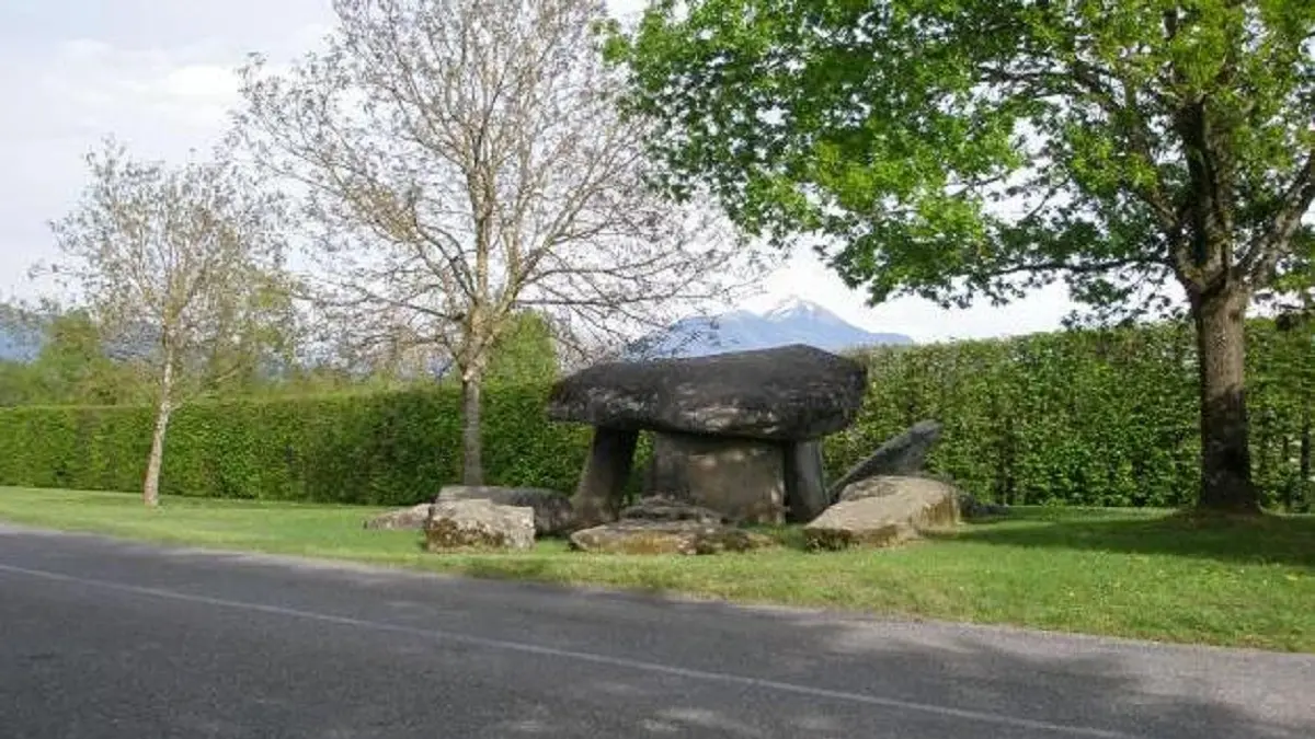 Le Dolmen de la Pierre aux Fées