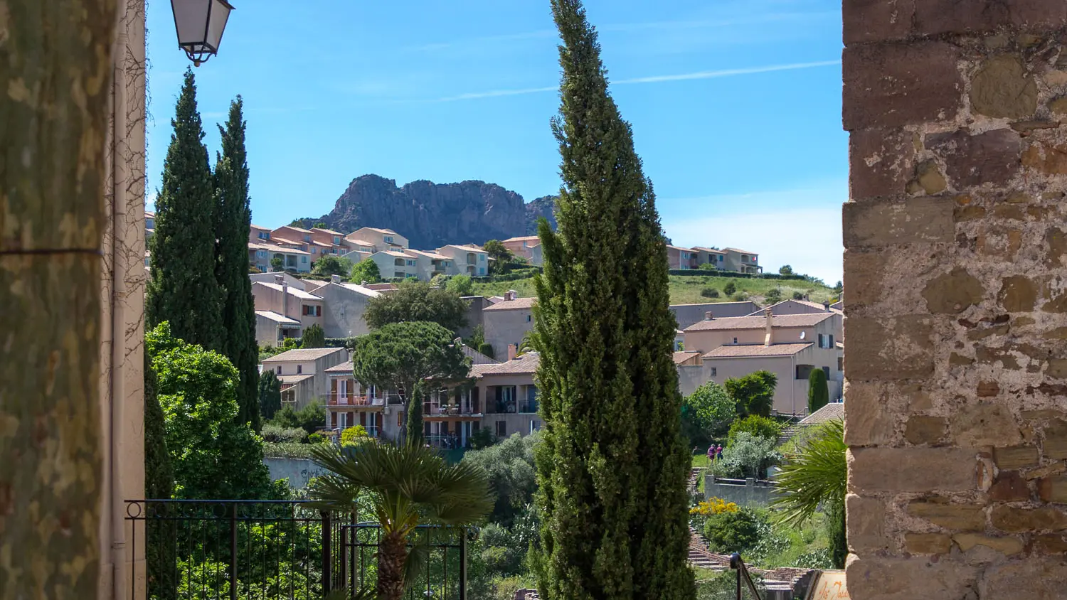 Place Alfred Perrin_Roquebrune-sur-Argens