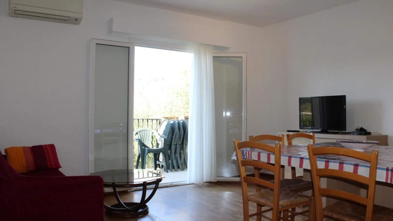 Gîte Ferion-séjour-repas-Contes-Gîtes de France des Alpes-Maritimes