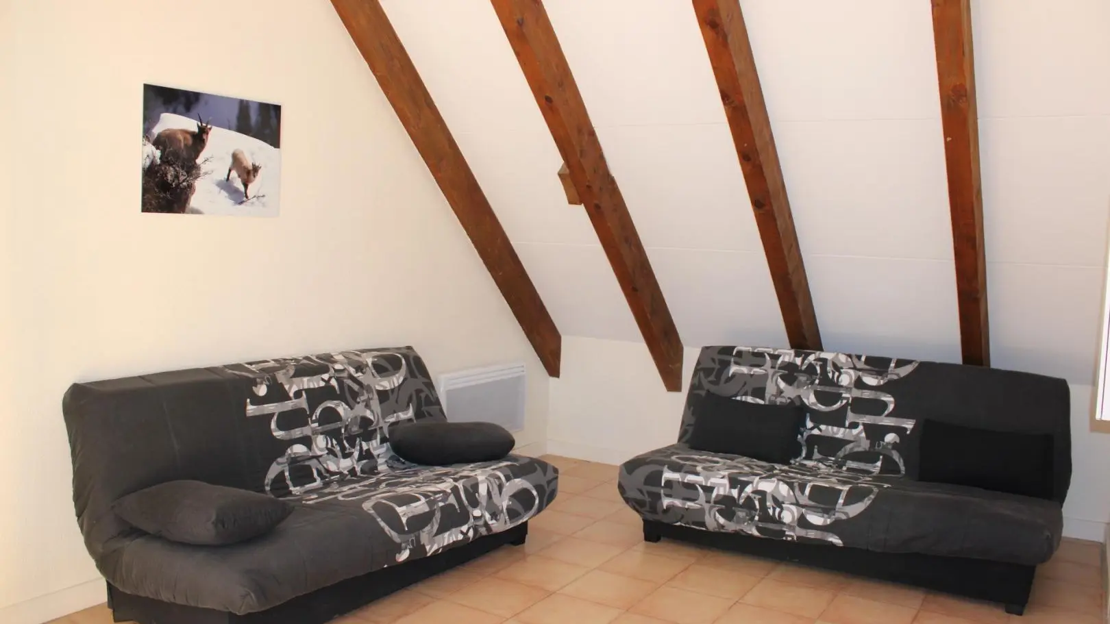 Les Bouquetins -Espace salon- Gîte station des Buisses Roubion - Gîtes de France Alpes-Maritimes