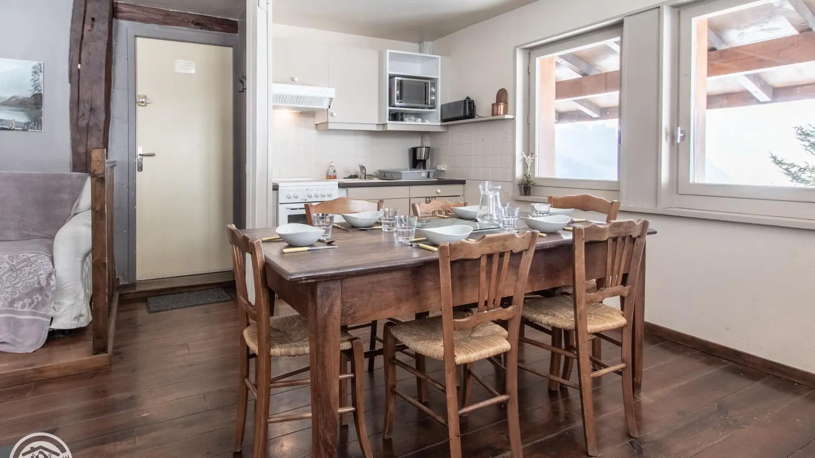 Espace repas et cuisine