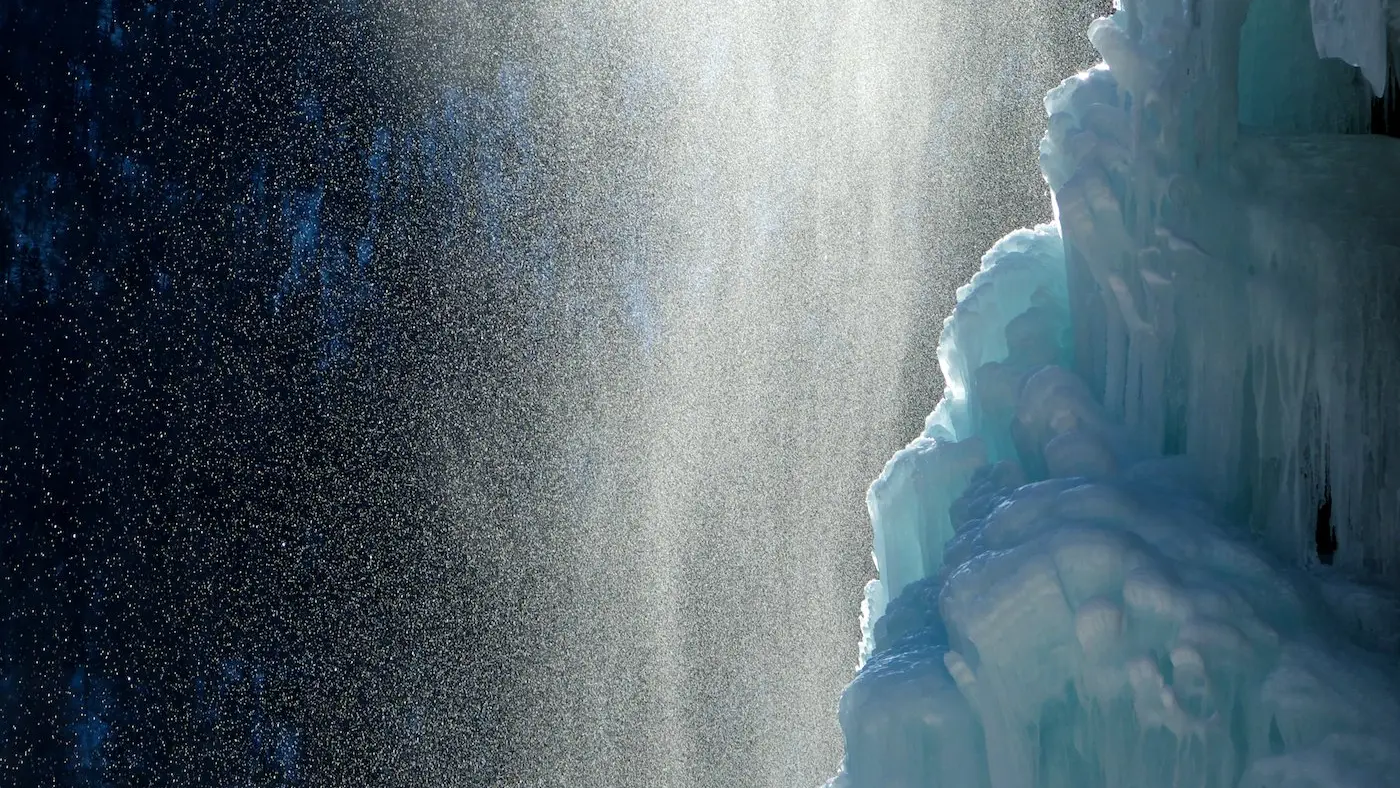 Cascade de glace Aiguilles