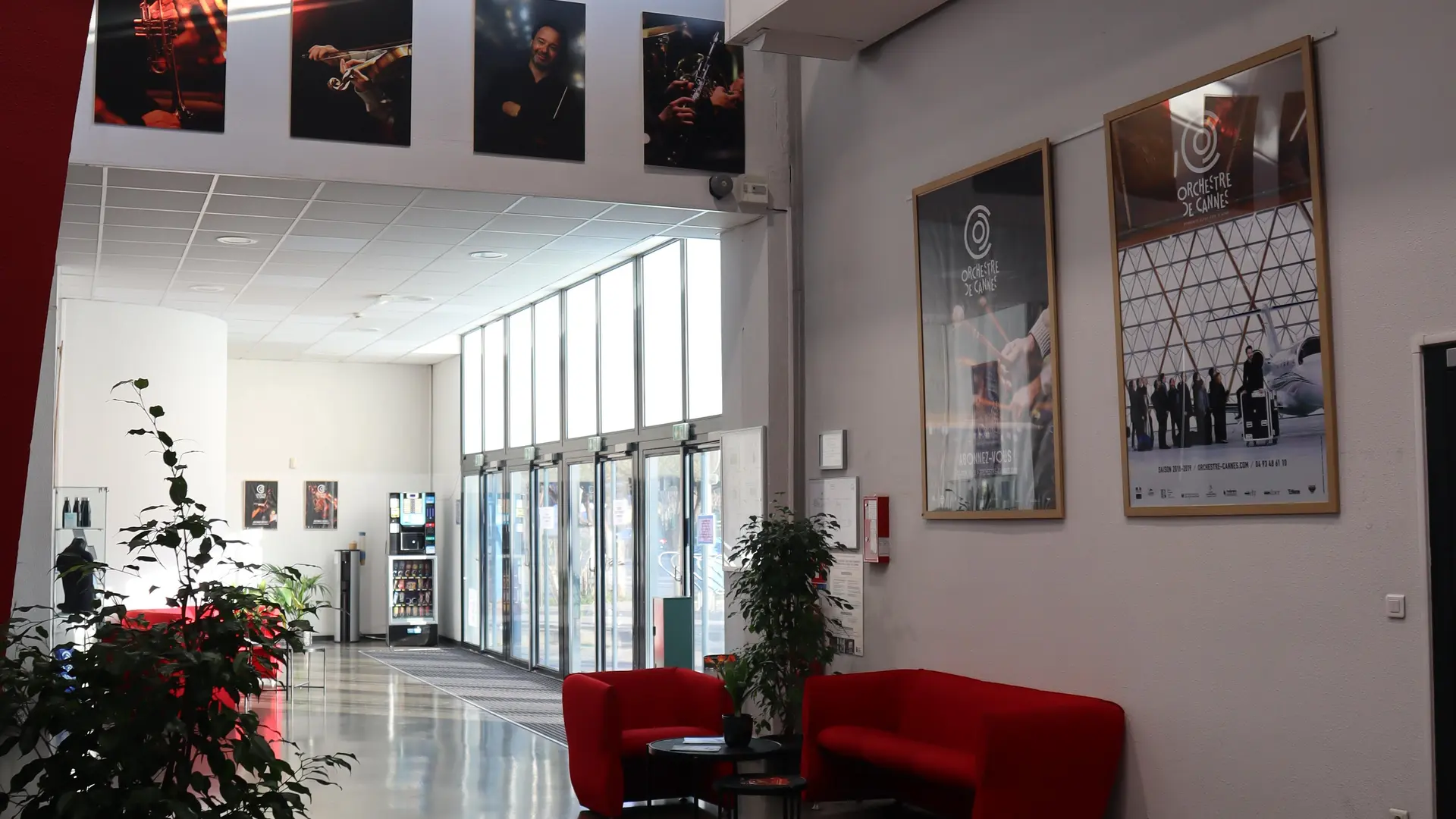 Auditorium les Arlucs_Cannes - La Bocca