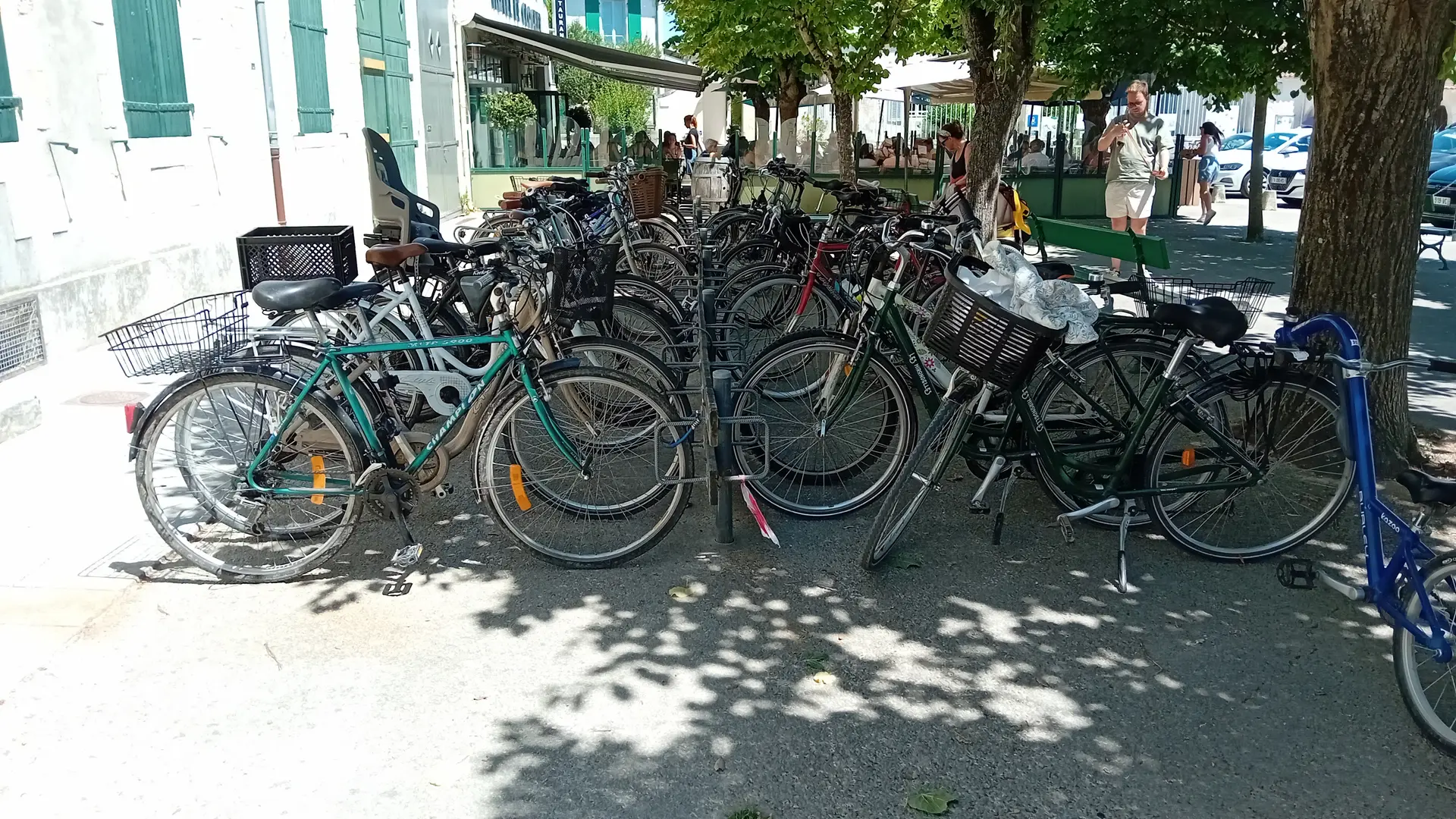 Parking vélos - Entre le manège et Le Clocher