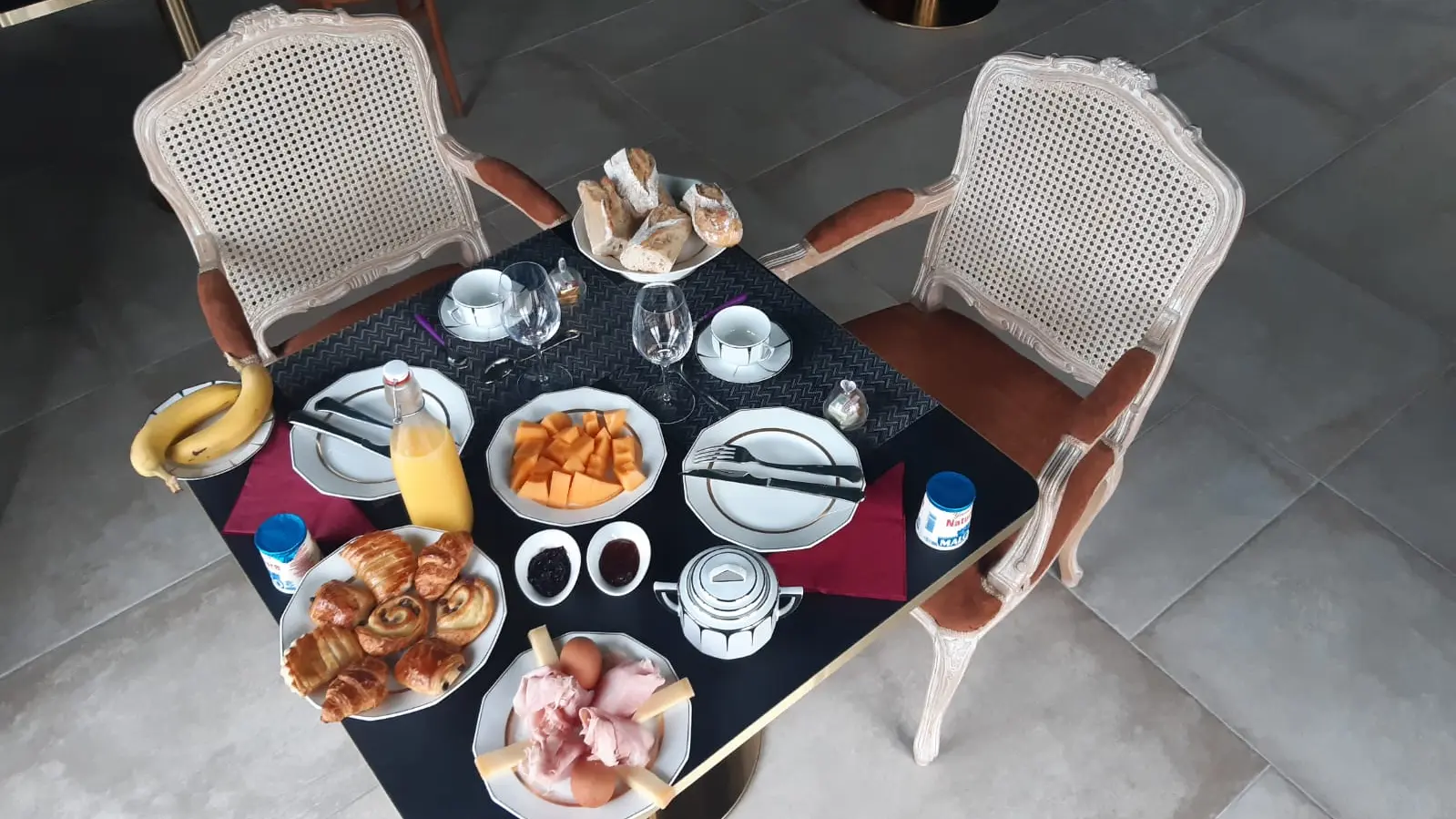 Petit déjeuner gourmand La Bastide Sous les Pins La Londe les Maures