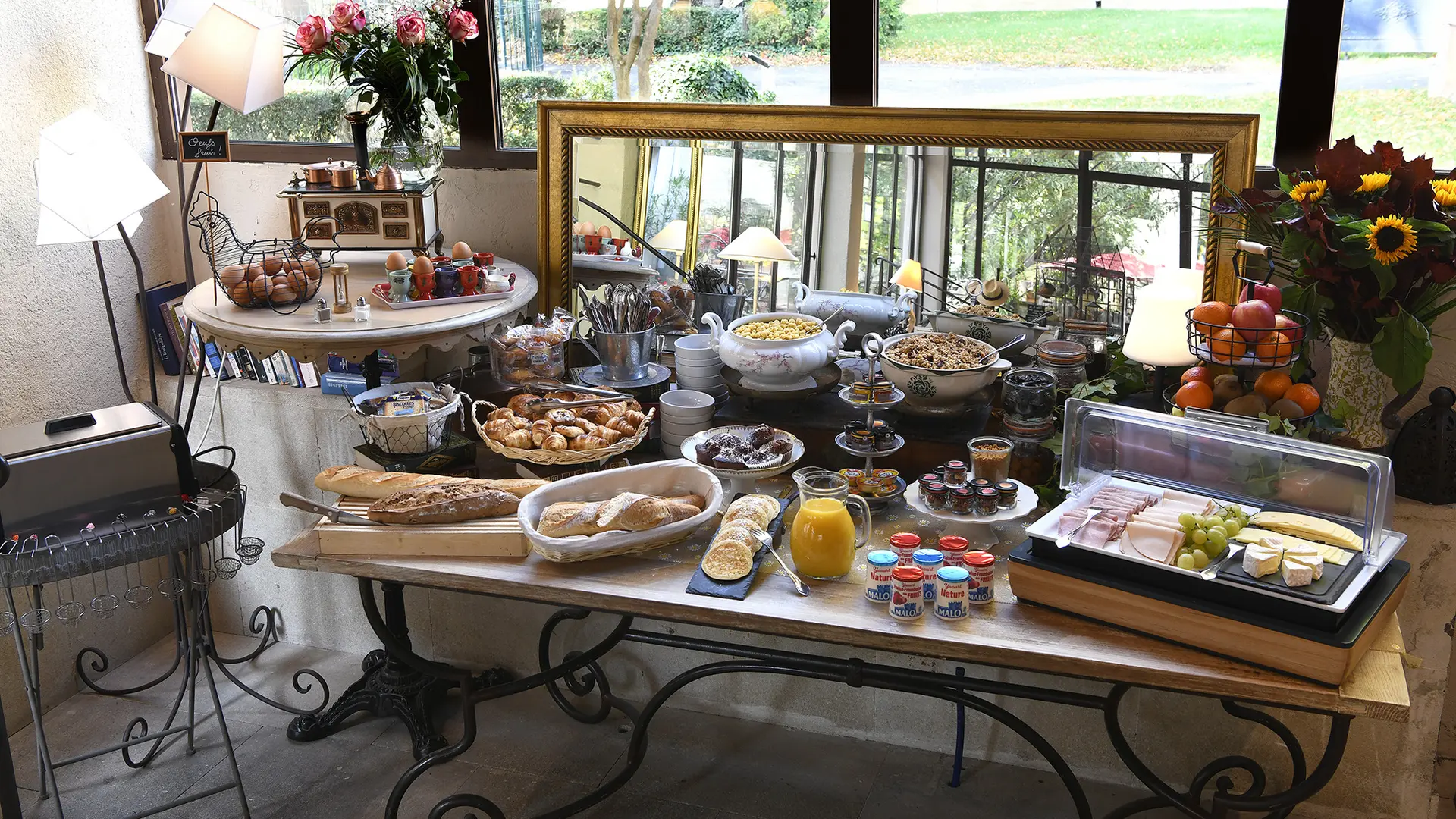 Buffet petit dejeuner