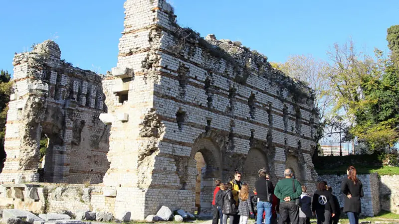 Frigidarium des thermes du Nord