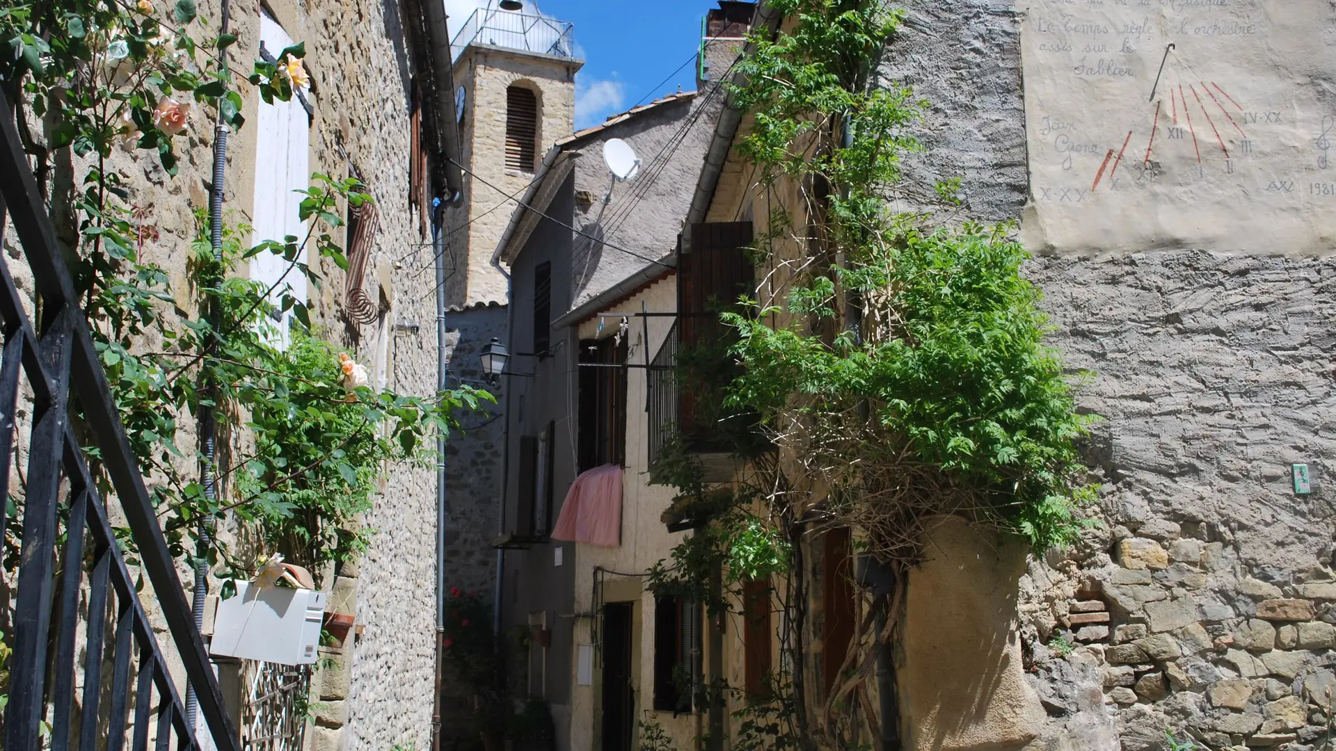 Centre du village de Rosans