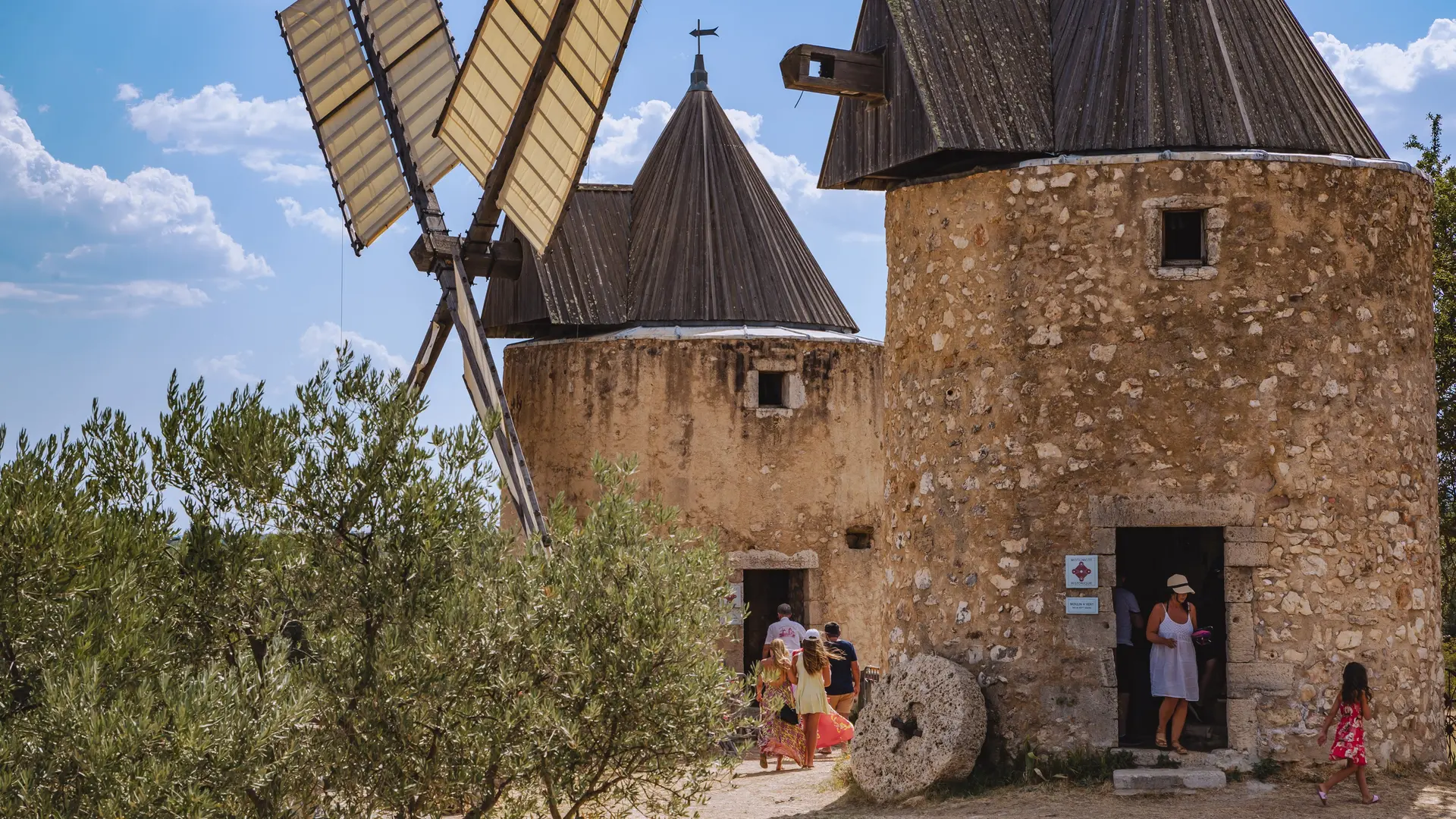 Régusse's windmills