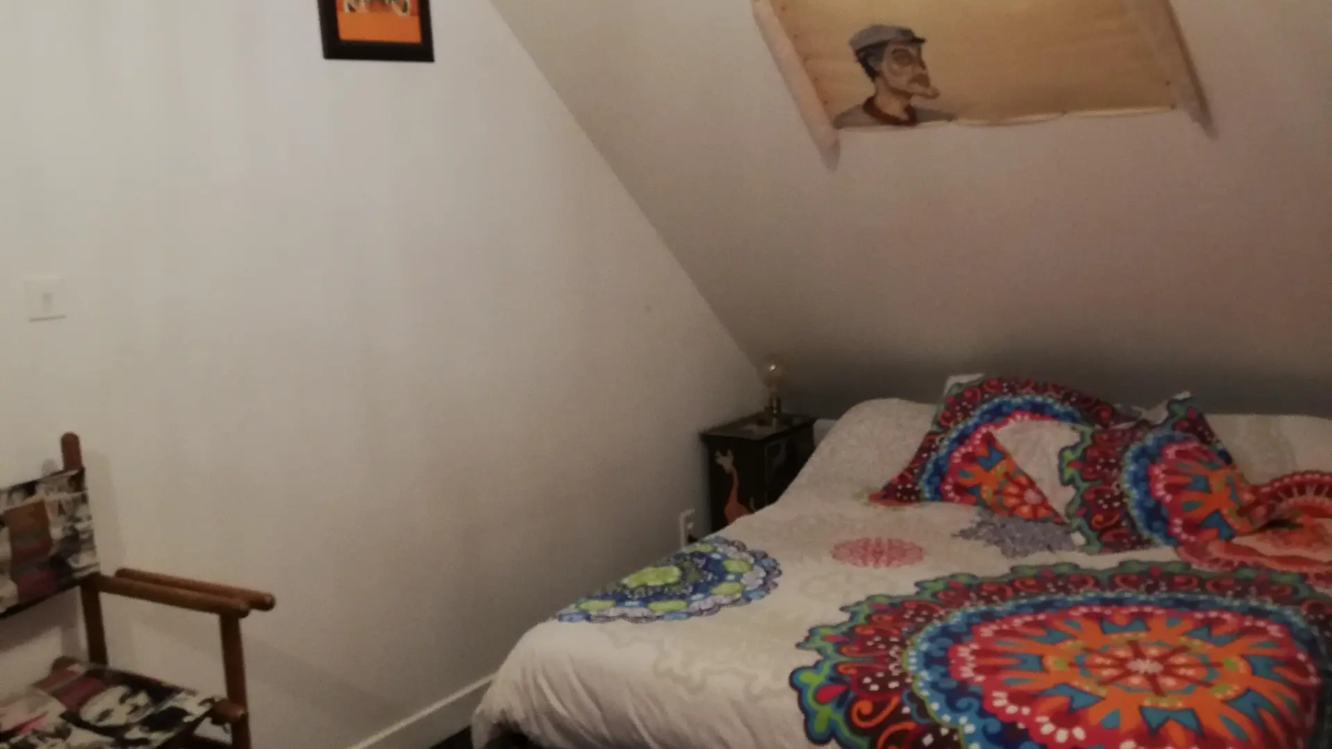 lit de 160 dans la chambre de Barbara