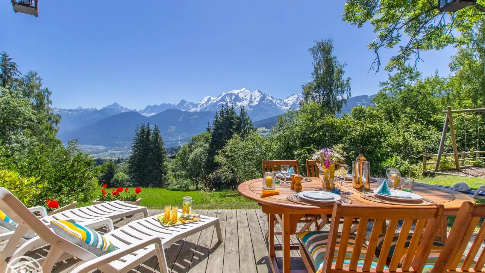 Terrasse privative face au Mont-Blanc