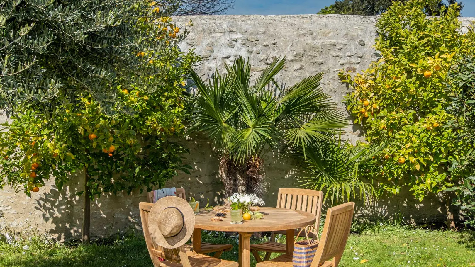 Cocktail dans le jardin