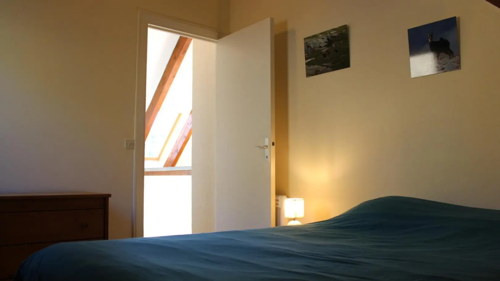 Les Bouquetins -Chambre- Gîte station des Buisses Roubion - Gîtes de France Alpes-Maritimes